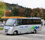 iveco-irisbus/341164/kleinbus-iveco-rapido-von-zwoelfer-reisen Kleinbus IVECO RAPIDO von ZWLFER Reisen / sterreich im Septemnber 2013 in Krems.