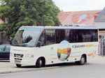 Iveco Rapido Daily 3.0 HPT von Bacher Reisen aus sterreich in Krems gesehen.
