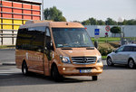 Kleinbus Mercedes Sprinter von Vega Tour aus der CZ in Krems gesehen.