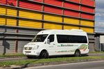 Mercedes-Benz/507094/kleinbus-mercedes-sprinter-vonkerschbaum-reisen-aus Kleinbus Mercedes Sprinter vonKerschbaum Reisen aus sterreich in Krems gesehen.