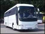 Volvo Barbi vom Omnibusbetrieb Torsten Nette aus Deutschland im Stadthafen Sassnitz.
