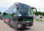 MAN Lions Coach von Reisinger Reisen aus der BRD in Krems gesehen.