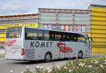 MERCEDES BENZ TOURISMO von KOMET Reisen aus sterreich im September 2013 in Krems gesehen.