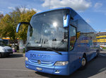 Mercedes Tourismo von Bolliger Reisen aus der Schweiz in Krems gesehen.