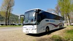 Mercedes Tourismo von Bergkvarabuss Scandorama aus Schweden in Drnstein/Wachau/Niedersterreich gesehen.