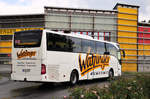 Mercedes Tourismo von Watzinger Reisen aus der BRD in Krems gesehen.