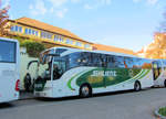Mercedes Tourismo von Schlienz Reisen aus der BRD in Krems.