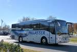 Mercedes Tourismo von PALLASSER Reisen aus sterreich 10/2017 in Krems.
