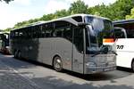 Mercedes-Benz Tourismo von 1-A Bus Touristik aus Wedemark, Niedersachsen bei der Bus Demo in Berlin am 17.06.2020.