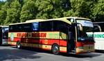 Mercedes-Benz Tourismo von Kelder Reisen GmbH aus Minden, Nordrhein-Westfalen, Bus der GWD Minden Handball, bei der Bus Demo in Berlin am 17.06.2020.