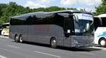 Mercedes-Benz Tourismo von Wricke Touristik GmbH aus coswig, Sachsen-Anhalt bei der Bus Demo in Berlin am 17.06.2020.