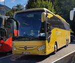 =MB Tourismo von SCAN-CLUB 60 plus, einem Busunternehmen für Seniorenreisen, steht auf dem Busparkplatz am Königsee, 09-2022