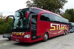 MB Travego des Busunternehmens  STURZ  steht im Oktober 2016 auf dem Busparkplatz der Veterama in Mannheim