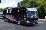 Mercedes-Benz Travego von Omnibusbetrieb Dittmar aus Floh-Seligenthal aus Thüringen bei der Bus Demo in Berlin am 17.06.2020.