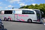 Mercedes-Benz Travego O 580-15 RHD von S. Wilhelm aus Ebendörfel, Sachsen bei der Bus Demo in Berlin am 17.06.2020.