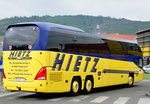 Neoplan Cityliner/524543/neoplan-cityliner-von-hietz-reisen-aus Neoplan Cityliner von Hietz Reisen aus Niedersterreich in Krems gesehen.