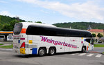 Neoplan Cityliner/525458/neoplan-cityliner-von-weingartner-reisen-aus Neoplan Cityliner von Weingartner Reisen aus der BRD in Krems gesehen.