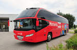 Neoplan Cityliner/534434/neoplan-cityliner-von-memento-bus-aus Neoplan Cityliner von Memento Bus aus RO in Krems gesehen.