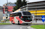 Neoplan Cityliner von Huber Reisen aus Niedersterreich in Krems unterwegs.