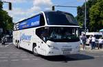Neoplan Cityliner von Geldhauser Linien-und Reiseverkehr Omnibusunternehmen GmbH & Co KG aus Hofolding Brunnthal, Bayern bei der Bus Demo in Berlin am 17.06.2020.