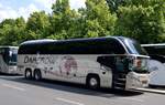 Neoplan Cityliner von Omnibus Damerow aus Forchheim, B-W, bei der Bus Demo in Berlin am 17.06.2020.