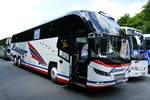 Neoplan Cityliner von Reisebüro Bernd Lauer aus Altenkirchen, Rheinland-Pfalz bei der Bus Demo in Berlin am 17.06.2020.