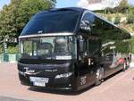 Neoplan Cityliner von Tholen aus Deutschland im Stadthafen Sassnitz.