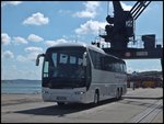 Neoplan Tourliner/522642/neoplan-tourliner-von-kremerskothen-busse-aus-deutschland Neoplan Tourliner von Kremerskothen-Busse aus Deutschland im Stadthafen Sassnitz.