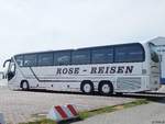 Neoplan Tourliner/613400/neoplan-tourliner-von-rose-reisen-aus-deutschland Neoplan Tourliner von Rose-Reisen aus Deutschland im Stadthafen Sassnitz.