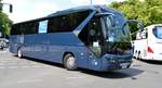 Neoplan Tourliner 02 elf GmbH & Co KG aus Dsseldorf NRW bei der Bus Demo in Berlin am 17.06.2020.