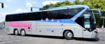 Neoplan Tourliner von Reimann Reisen aus Hagen Nordrhein-Westfalen bei der Bus Demo in Berlin am 17.06.2020.