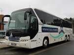 Neoplan Tourliner von Wismar Bus & Touristik aus Deutschland in Neustrelitz.