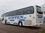 Neoplan Tourliner von Köppen GmbH aus Deutschland im Stadthafen Sassnitz.