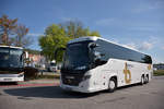 Scania Touring/642088/scania-higer-touring-von-baderbus-aus Scania Higer Touring von Baderbus aus der BRD 2017 in Krems.
