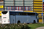 Scania OmniExpress von Holidayreisen aus der BRD in Krems unterwegs.