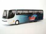 Reiseomnibus Setra S 315 HD der Entsorgungs- und Verkehrsbetriebe Wismar (EVB); mit Werbung fr die HANSESTADT WISMAR, Epoche V [Modell: RIETZE 64131]