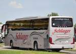 Setra 400er-Serie/467686/setra-416-gt-hd-von-schlager-reisen Setra 416 GT-HD von Schlager Reisen aus sterreich im Mai 2015 in Krems.
