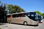 Setra 416 GT-HD von HZ Reisen aus der BRD in Krems gesehen.