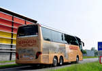 Setra 400er-Serie/531640/setra-415-hdh-von-gross-busreisen Setra 415 HDH von Gross Busreisen aus Italien in Krems unterwegs.