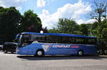 Setra 400er-Serie/550528/setra-415-gt-von-compact-reisen Setra 415 GT von Compact Reisen aus Salzburg in Krems gesehen.
