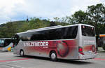 Setra 400er-Serie/550849/setra-415-gt-hd-von-stelzeneder-reisen Setra 415 GT-HD von Stelzeneder Reisen aus der BRD in Krems gesehen.
