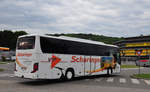 Setra 400er-Serie/556836/setra-415-gt-hd-von-scharinger-reisen Setra 415 GT-HD von Scharinger Reisen aus sterreich in Krems gesehen.