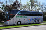Setra 400er-Serie/570873/setra-415-hdh-von-busam-reisen Setra 415 HDH von BUSAM Reisen aus sterreich in Krems unterwegs.