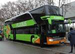 Setra S 431 als Linienbus von FLIXBUS aus Kroatien steht im Dezember 2018 am HBF in Karlsruhe