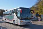 Setra 400er-Serie/655705/setra-415-gt-hd-von-hofstaetterr-reisen Setra 415 GT-HD von HOFSTTTERR Reisen aus sterreich 09/2017 in Krems.