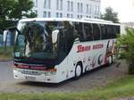 Setra 415 GT-HD von Strier Reisen aus Deutschland mit Anhänger in Bergen.