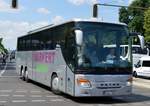 Setra S 416 GT-HD von Markert Busreisen aus Bingen, Rheinland-Pfalz bei der Bus Demo in Berlin am 17.06.2020.