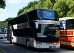 Setra S 431 DT von Heinz Baumann Touristik aus Waghäusl B-W bei der Bus Demo in Berlin am 17.06.2020.