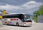 Setra 515 HD von Dysli Reisen aus der CH in Krems.