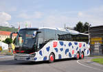 Setra 516 HD von Retter Reisen aus sterreich in Krems unterwegs.